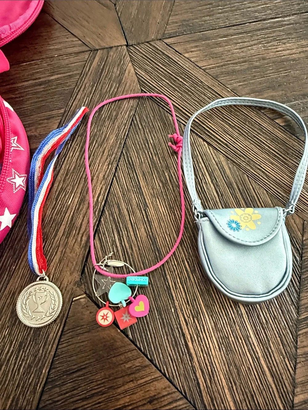American Girl Doll Accessories Lot Curl Rods Medal Purse Necklace Set
